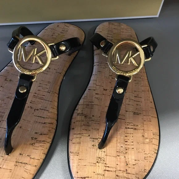 🖤Michael Kors black cork thong sandals🖤 - Picture 2 of 3